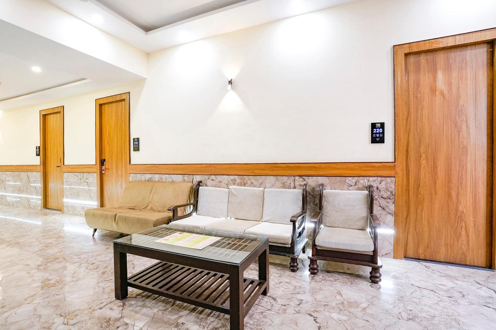 Fabhotel 7 Square - Nr Bkc Mumbai Exterior photo